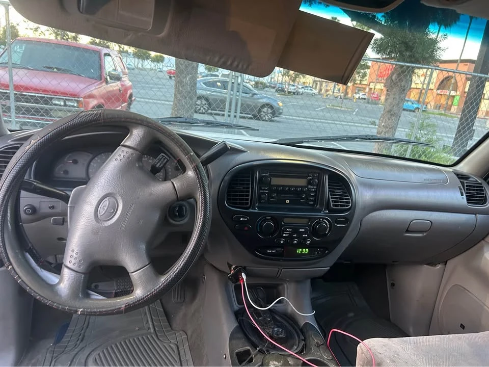 2002 Toyota Sequoia 1st Gen - Image 6 of 10