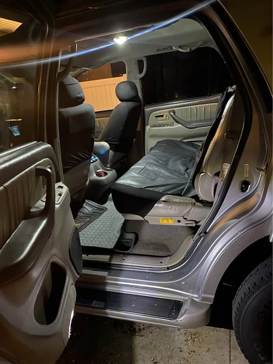2002 Toyota Sequoia 1st Gen - Image 3 of 7