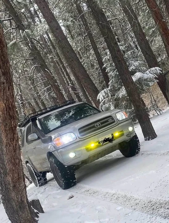2002 Toyota Sequoia 1st Gen - Image 10 of 10