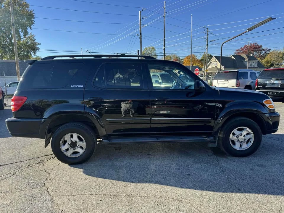 2002 Toyota Sequoia 1st Gen - Image 5 of 9