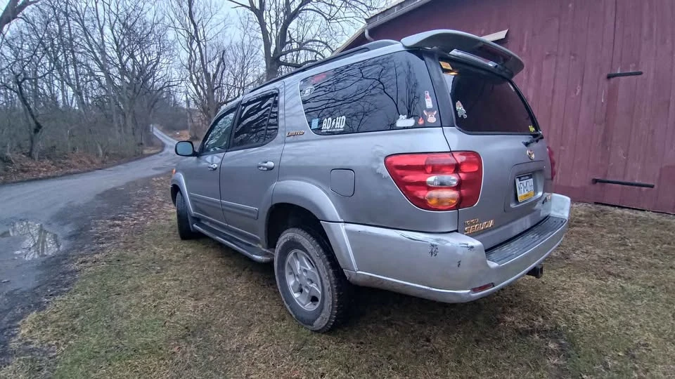 2002 Toyota Sequoia 1st Gen - Image 2 of 12