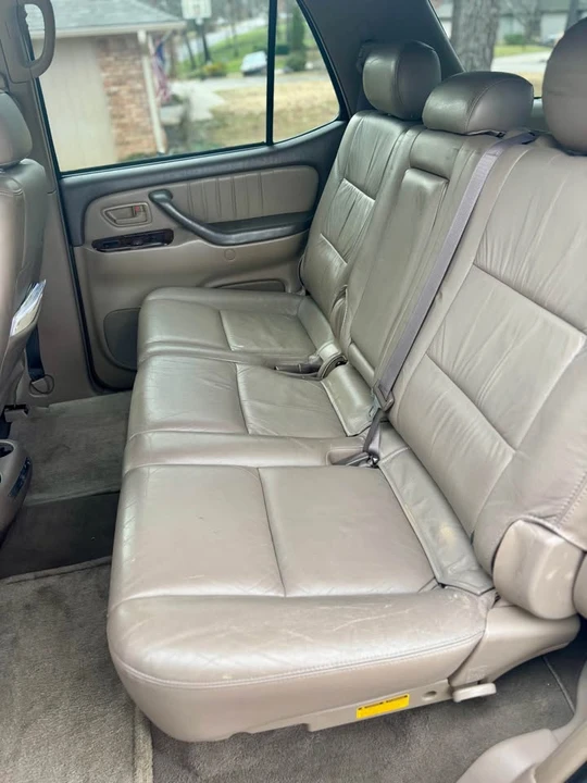 2002 Toyota Sequoia 1st Gen - Image 9 of 10