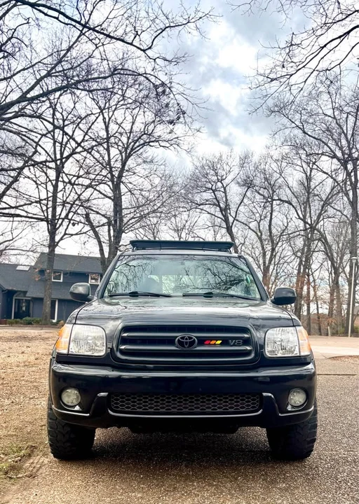 2002 Toyota Sequoia 1st Gen - Image 2 of 10