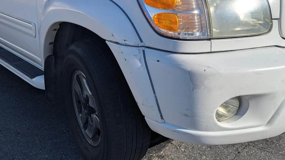 2002 Toyota Sequoia 1st Gen - Image 7 of 15