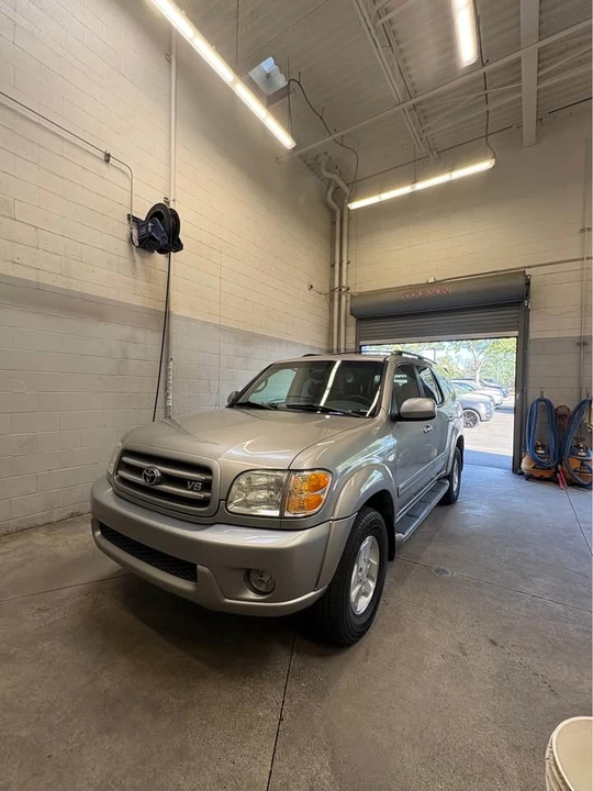 2002 Toyota Sequoia 1st Gen - Image 3 of 17