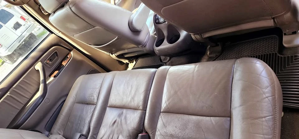 2002 Toyota Sequoia 1st Gen - Image 13 of 15