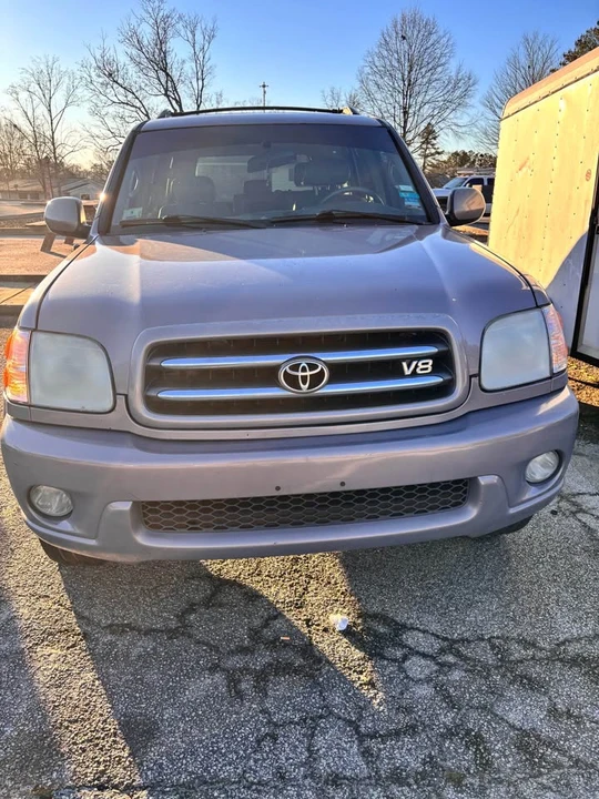 2002 Toyota Sequoia 1st Gen - Image 10 of 11