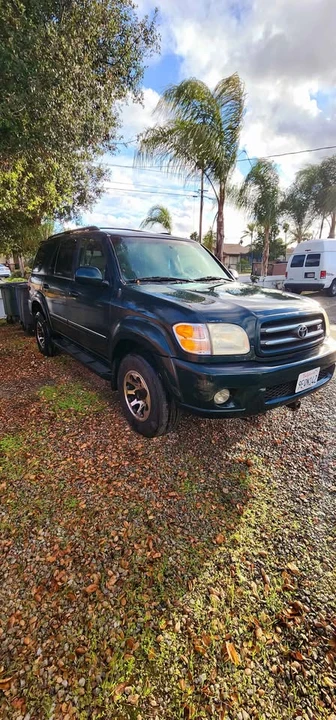 2002 Toyota Sequoia 1st Gen - Image 2 of 15