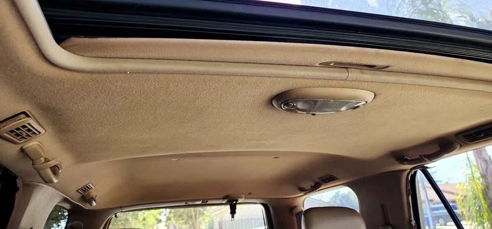 2002 Toyota Sequoia 1st Gen - Image 7 of 15