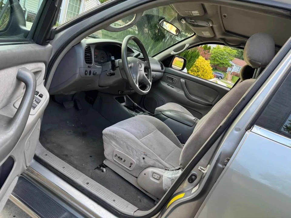 2002 Toyota Sequoia 1st Gen - Image 6 of 7