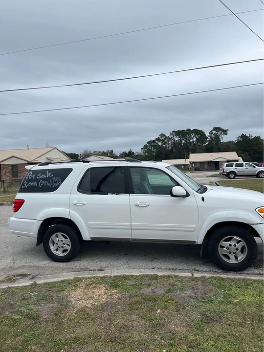 2002 Toyota Sequoia 1st Gen - Image 5 of 5