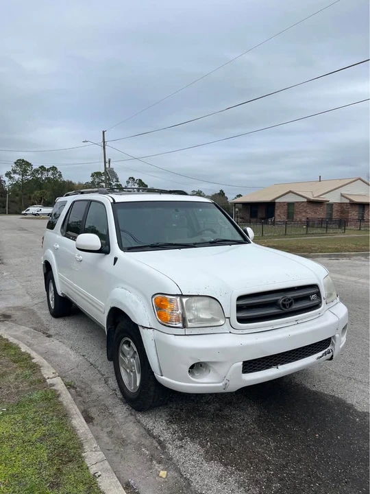 2002 Toyota Sequoia 1st Gen - Image 4 of 5