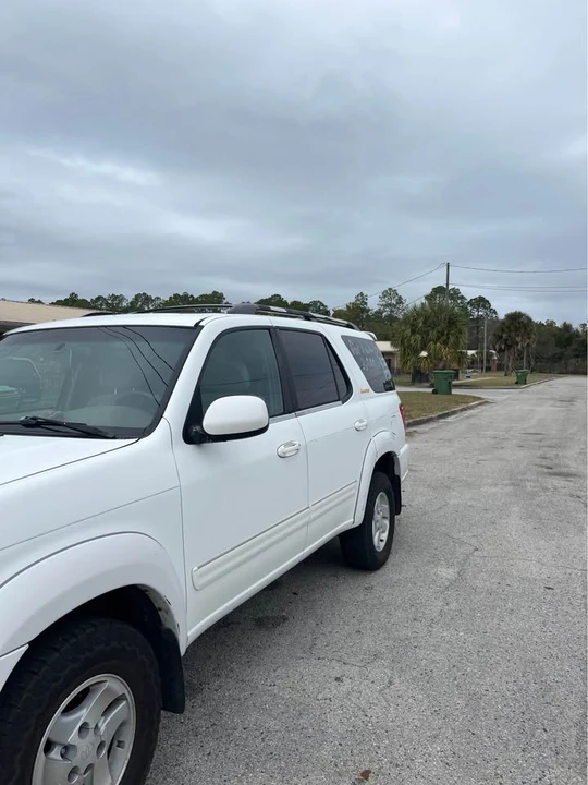 2002 Toyota Sequoia 1st Gen - Image 3 of 5