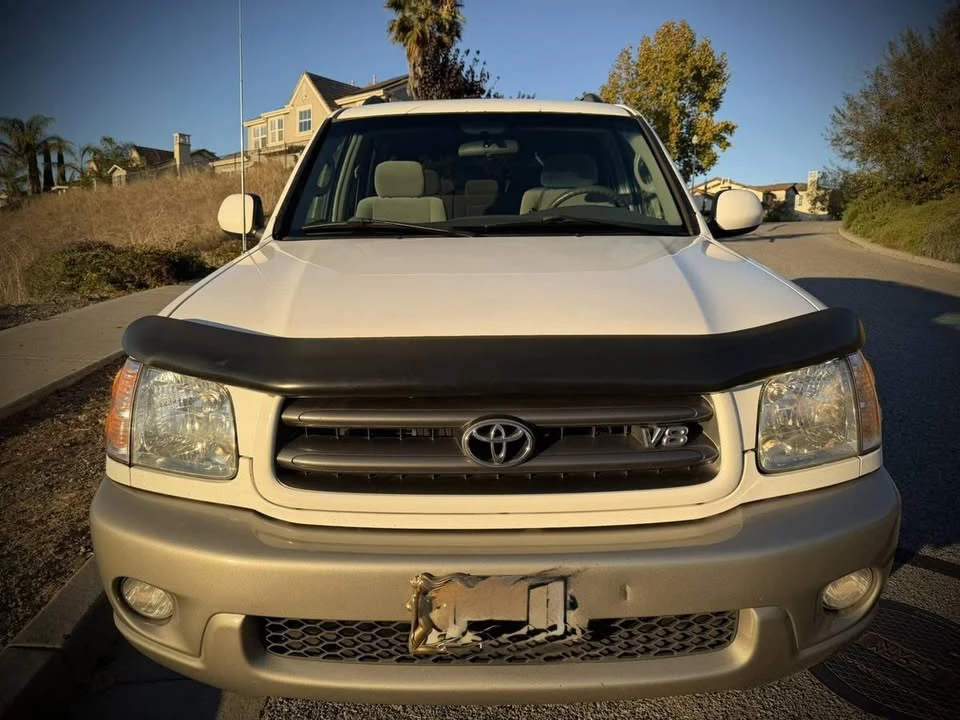 2002 Toyota Sequoia 1st Gen - Image 9 of 18