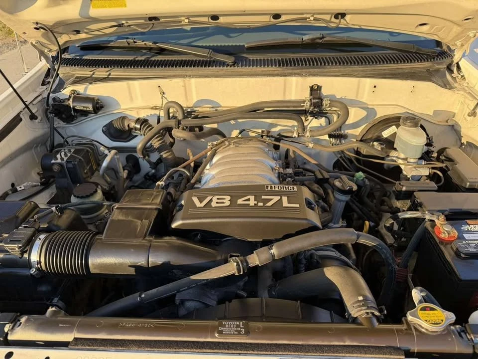 2002 Toyota Sequoia 1st Gen - Image 14 of 18