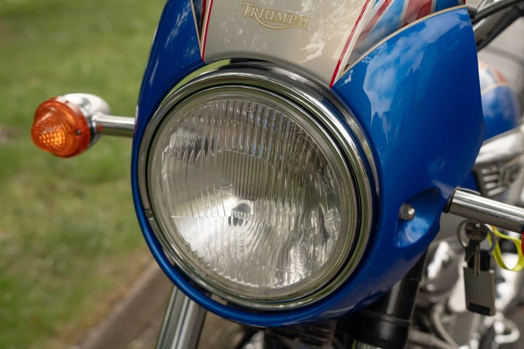 2002 Triumph New Bonneville - Image 25 of 30