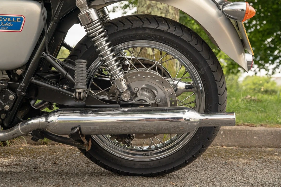 2002 Triumph New Bonneville - Image 15 of 30