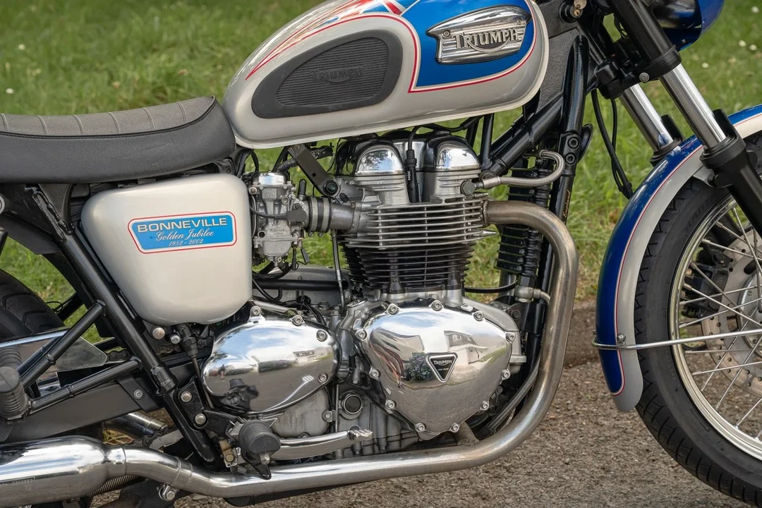 2002 Triumph New Bonneville - Image 8 of 30