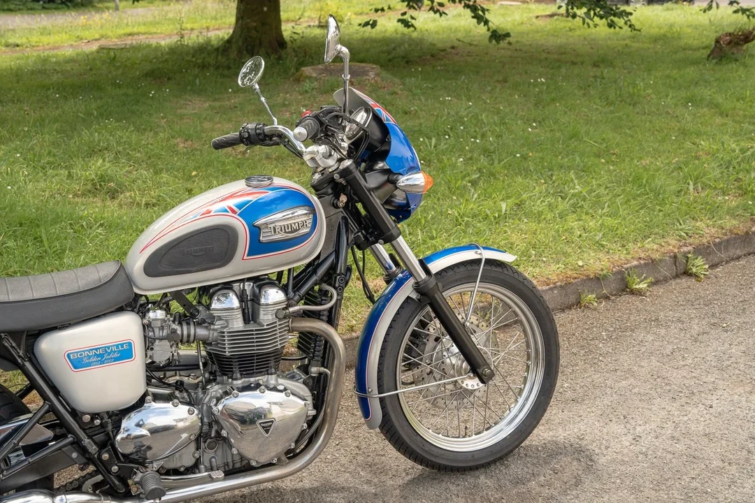 2002 Triumph New Bonneville - Image 7 of 30