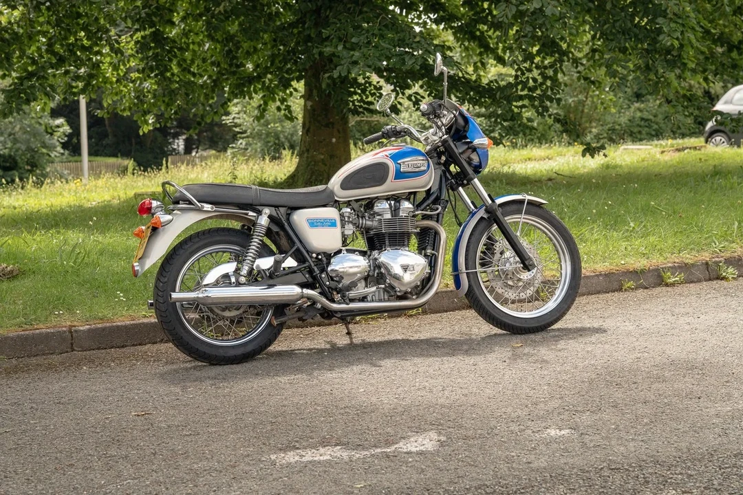 2002 Triumph New Bonneville - Image 13 of 30