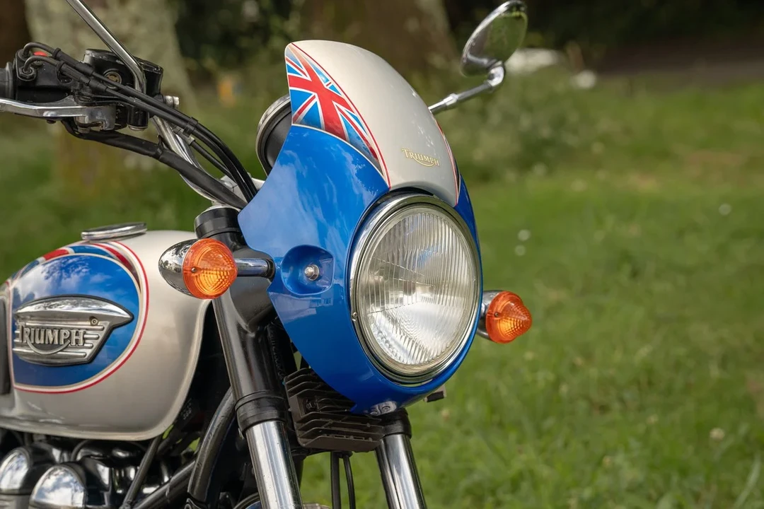 2002 Triumph New Bonneville - Image 10 of 30