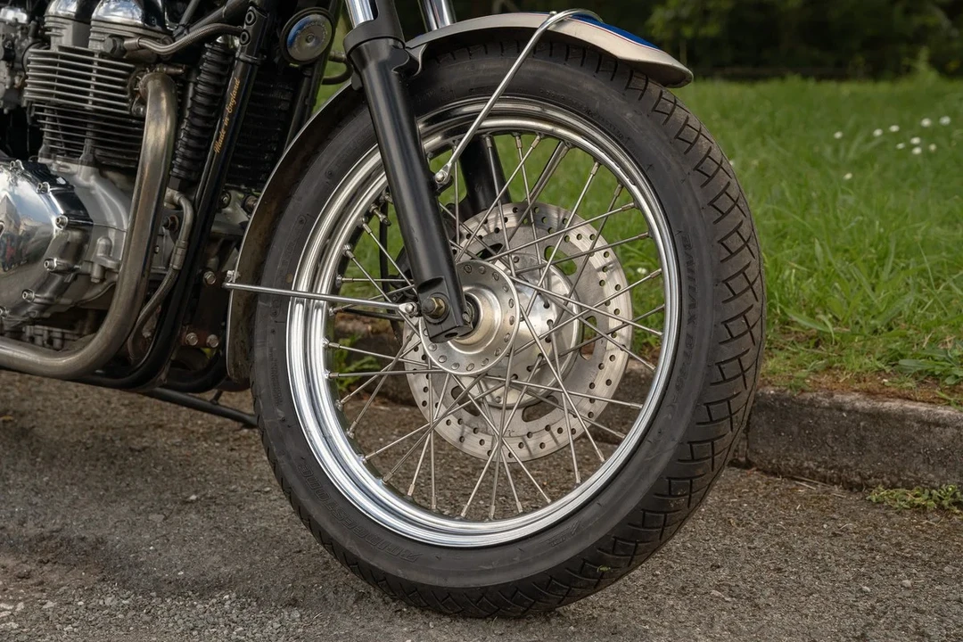 2002 Triumph New Bonneville - Image 16 of 30