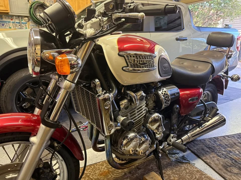 2002 Triumph - Image 8 of 9
