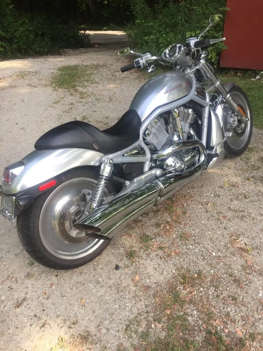 2002 Harley-Davidson V-Rod - Image 2 of 2