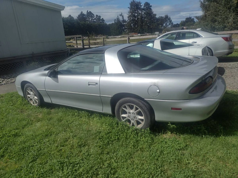 2002 Chevrolet Camaro 4th Gen - Image 4 of 12