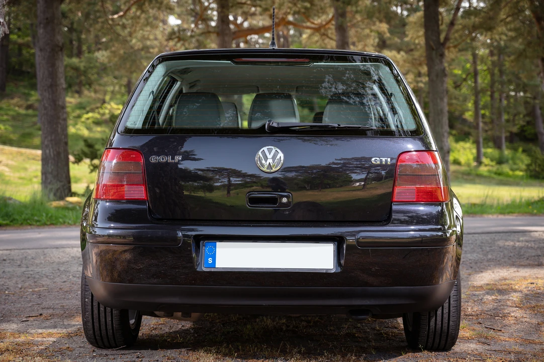2002 Volkswagen GTI Mk4 - Image 12 of 31