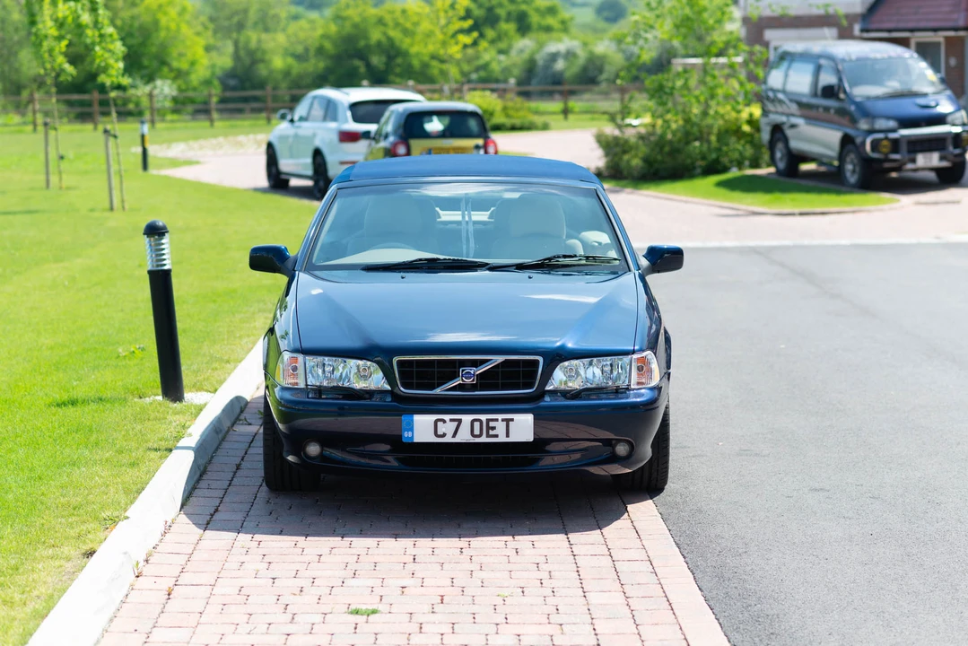 2002 Volvo C70 1st Gen - Image 6 of 31