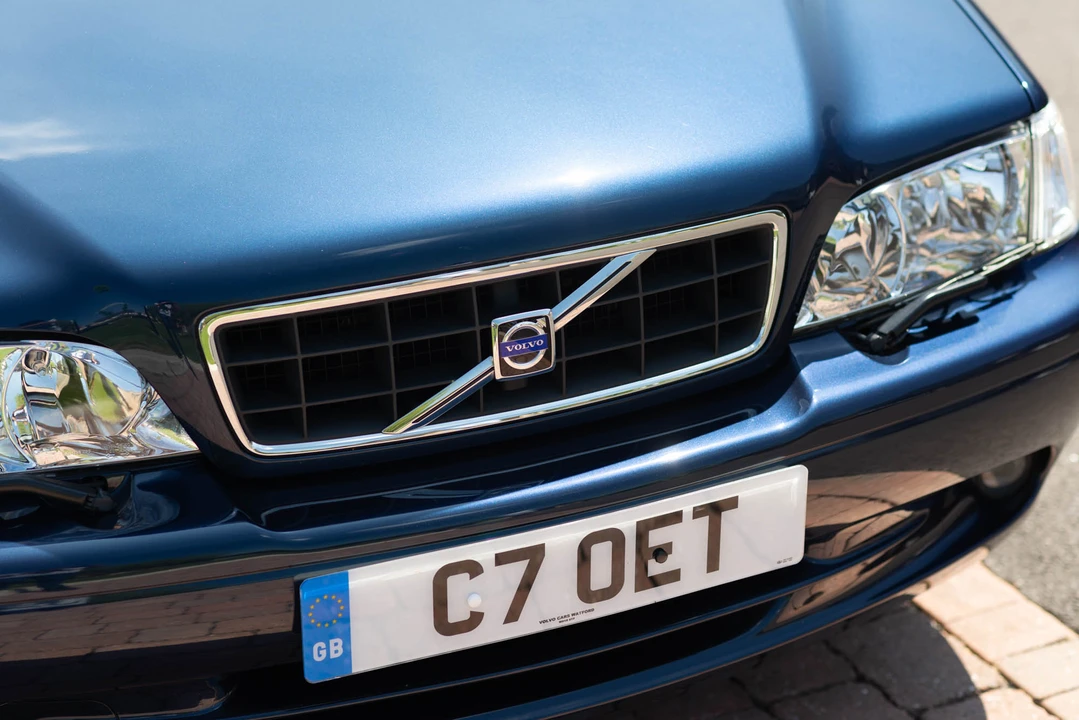 2002 Volvo C70 1st Gen - Image 10 of 31
