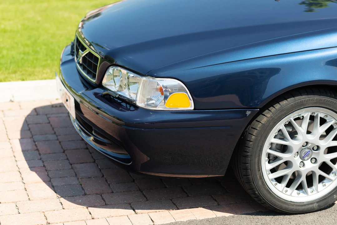 2002 Volvo C70 1st Gen - Image 11 of 31