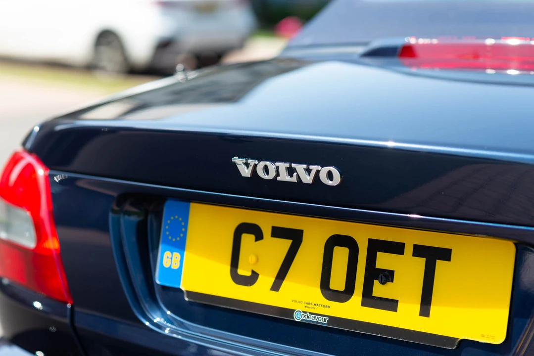 2002 Volvo C70 1st Gen - Image 21 of 31