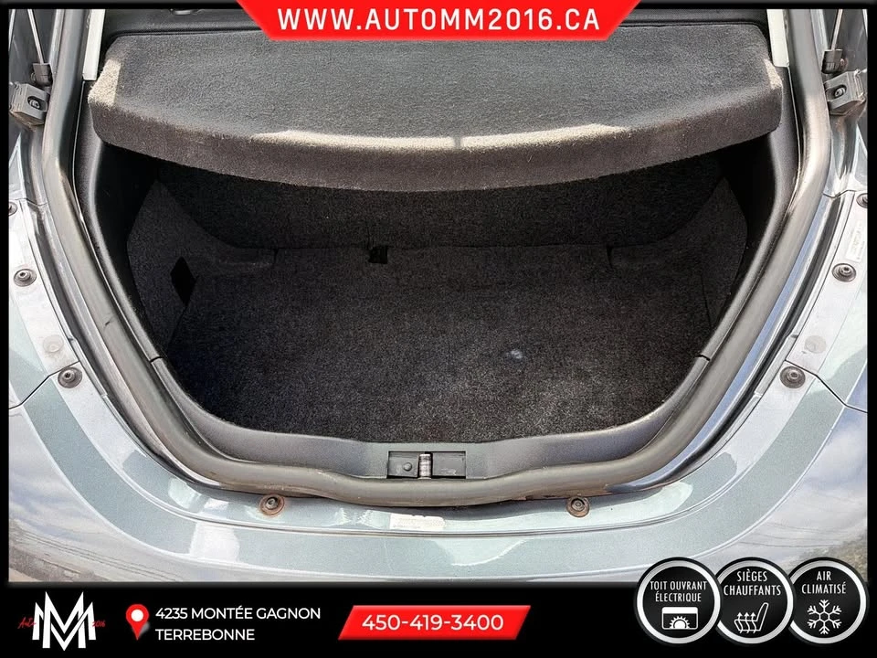 2002 Volkswagen Beetle (1980-2003) - Image 13 of 18