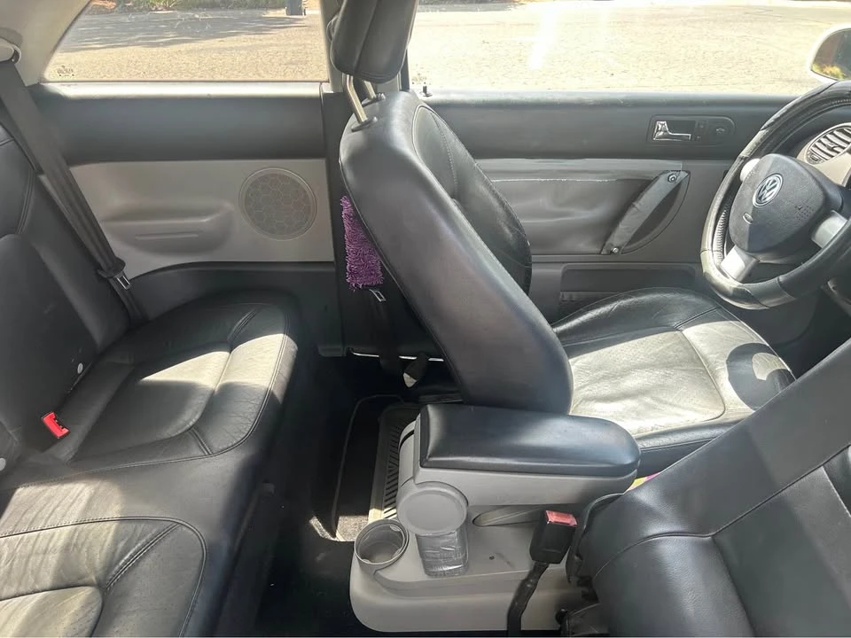 2002 Volkswagen New Beetle - Image 13 of 14