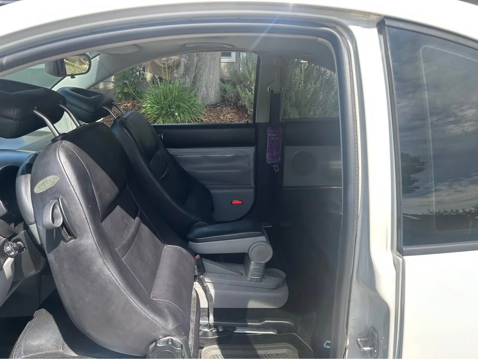 2002 Volkswagen New Beetle - Image 12 of 14