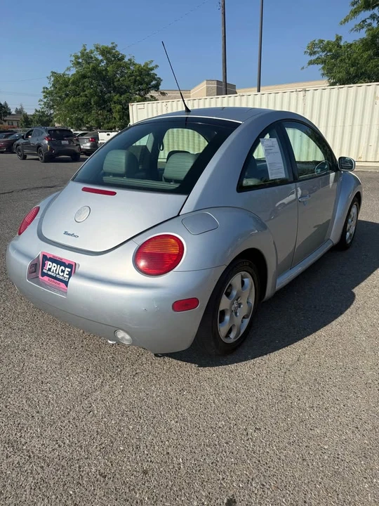 2002 Volkswagen New Beetle - Image 4 of 10