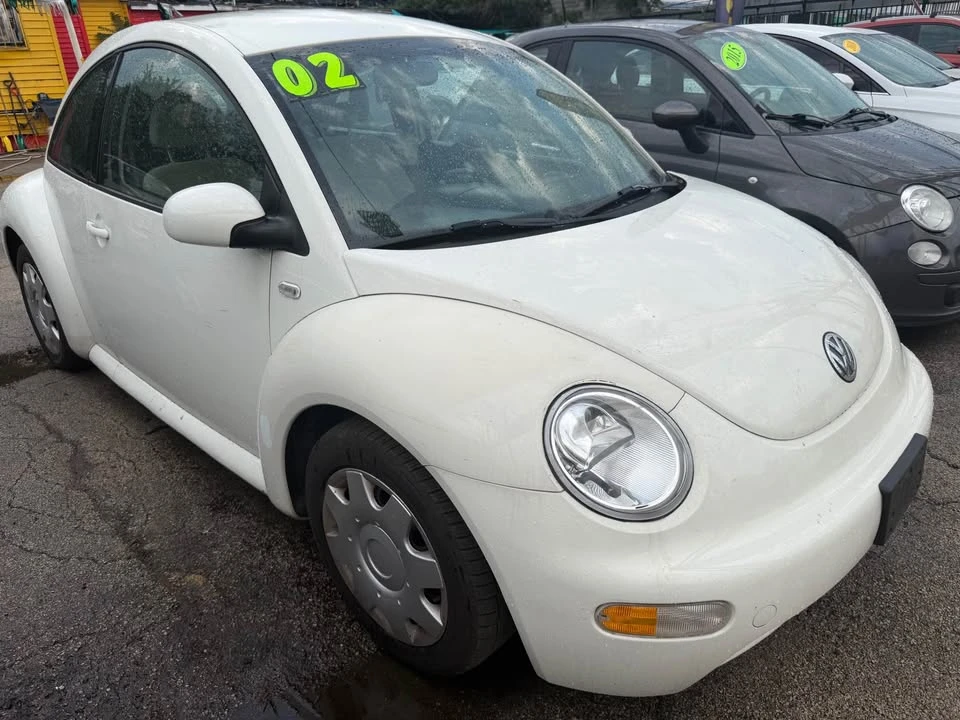 2002 Volkswagen New Beetle - Image 2 of 5