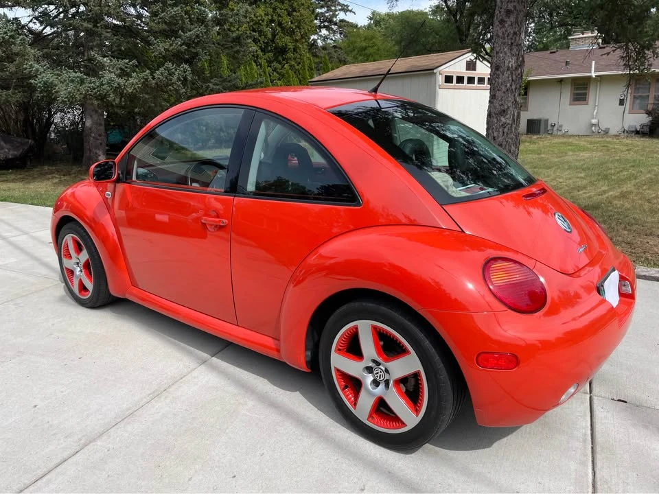 2002 Volkswagen New Beetle - Image 5 of 17