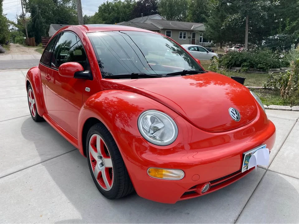 2002 Volkswagen New Beetle - Image 2 of 17