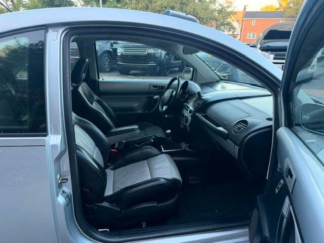2002 Volkswagen New Beetle - Image 14 of 15