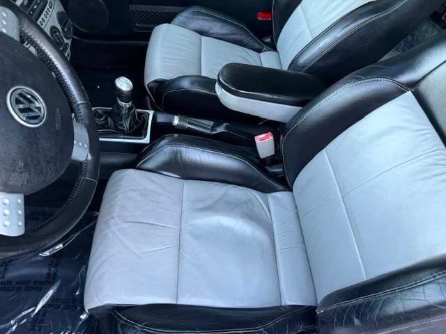 2002 Volkswagen New Beetle - Image 12 of 15