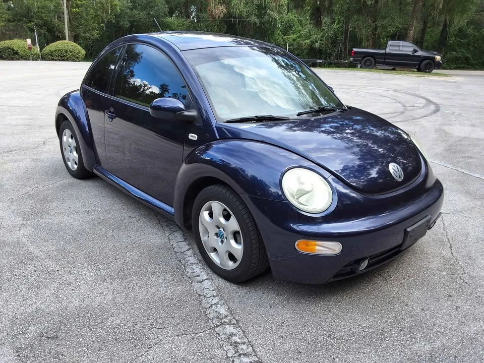 2002 Volkswagen New Beetle - Image 4 of 8