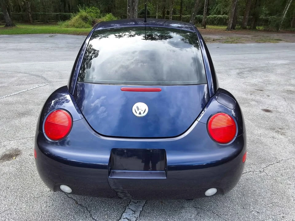 2002 Volkswagen New Beetle - Image 7 of 8