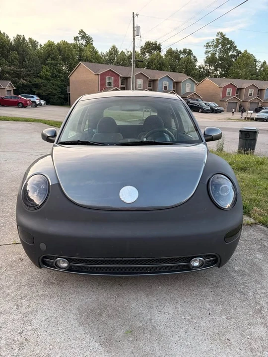 2002 Volkswagen New Beetle - Image 2 of 15