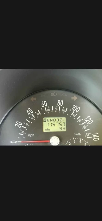 2002 Volkswagen New Beetle - Image 6 of 6