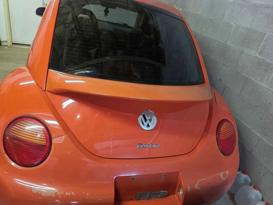 2002 Volkswagen New Beetle - Image 4 of 8