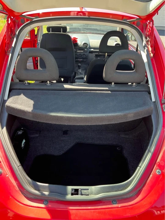 2002 Volkswagen New Beetle - Image 9 of 9