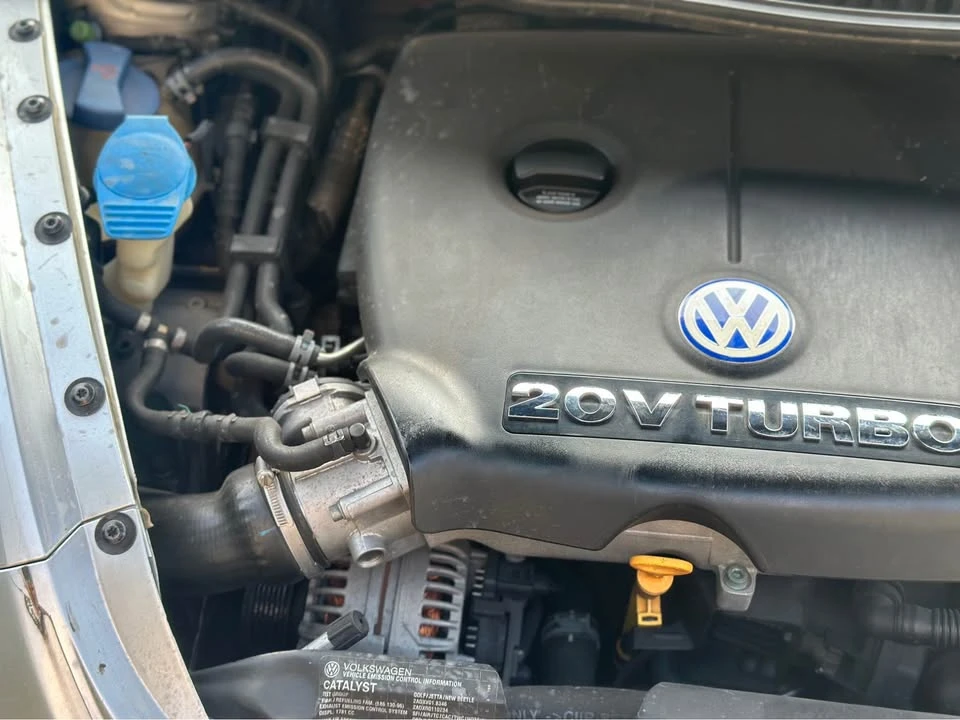 2002 Volkswagen New Beetle - Image 10 of 15